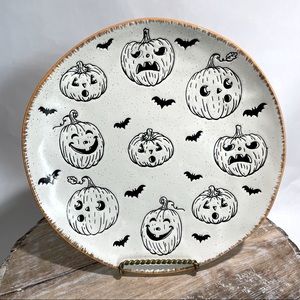Spooky Pumpkin and Bat Dinner Plate